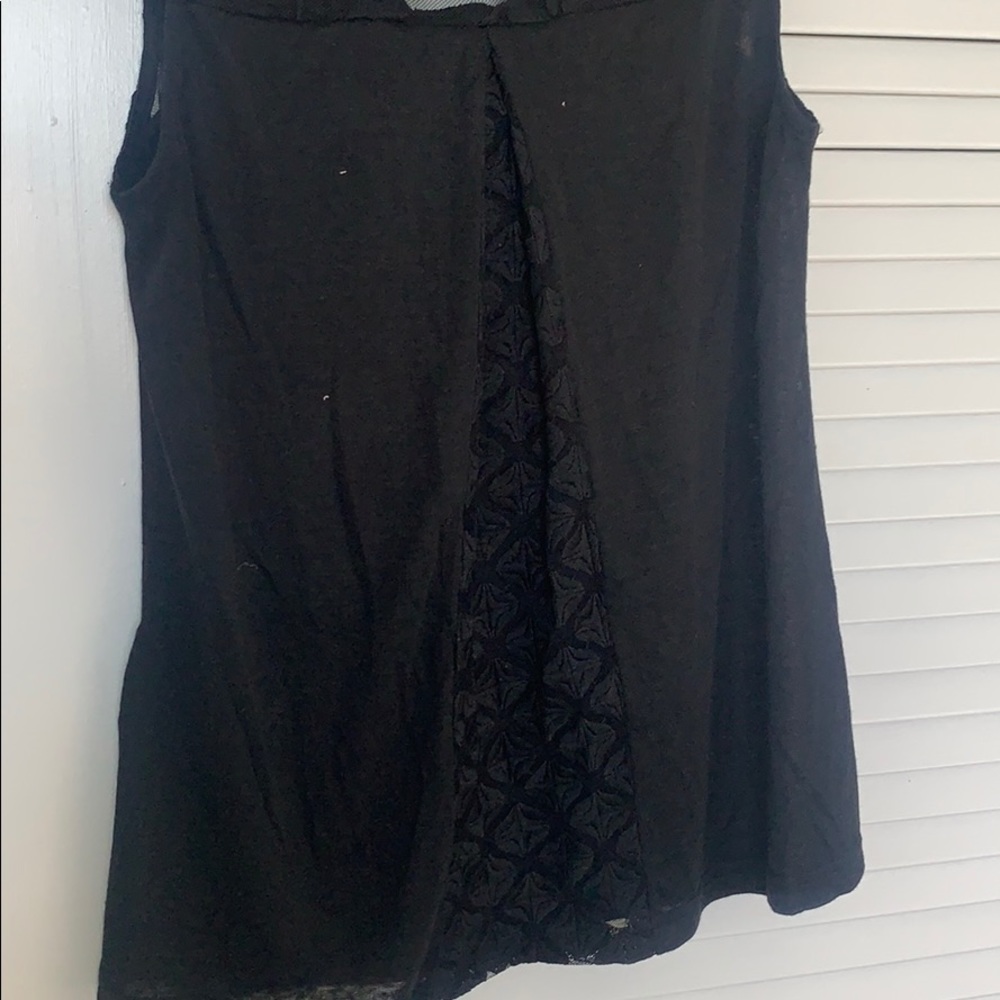 Top with details - Picture 6 of 6